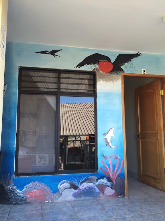 Hostal Nathaly Puerto Baquerizo Moreno Exteriör bild