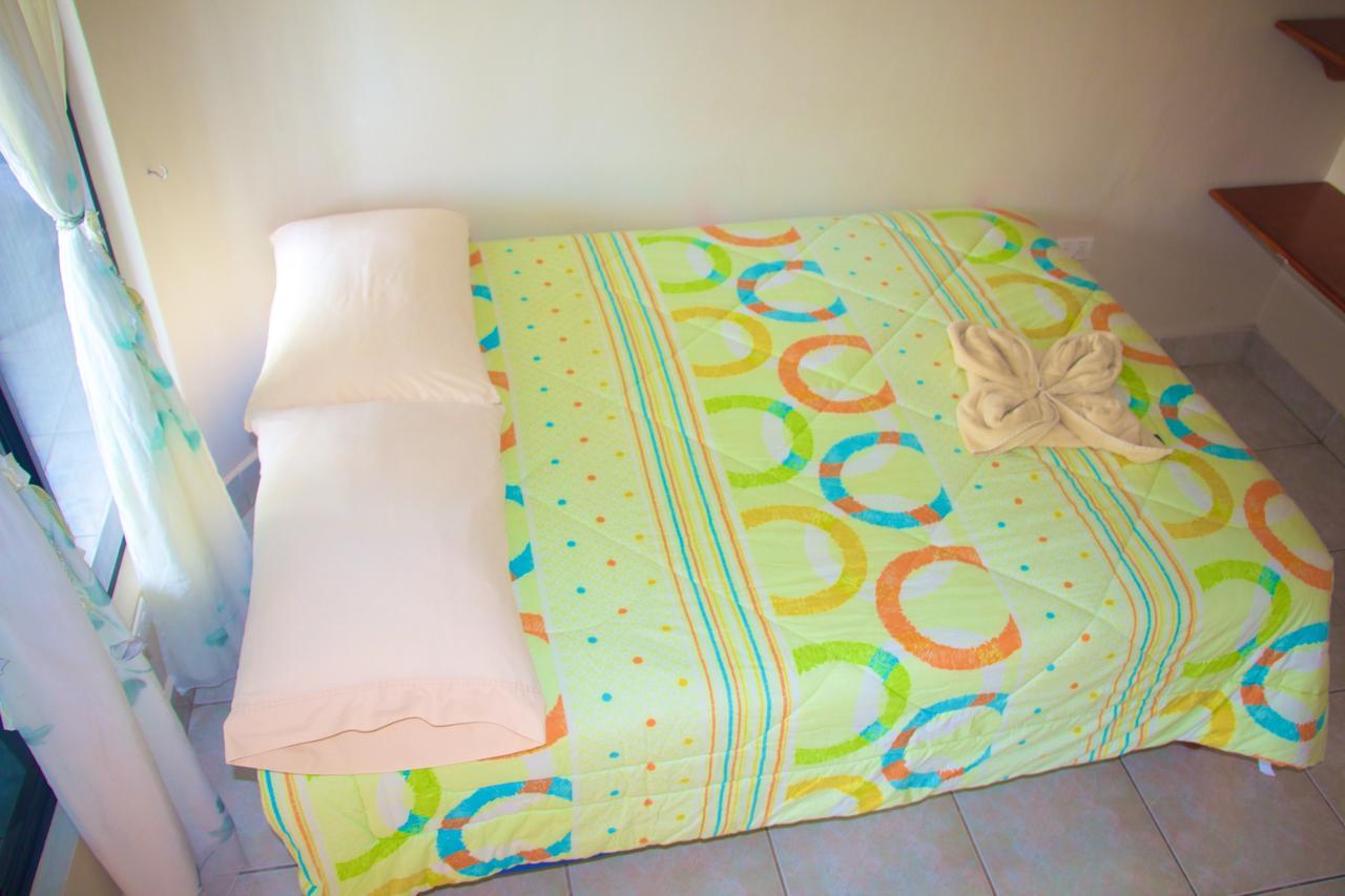 Hostal Nathaly Puerto Baquerizo Moreno Exteriör bild